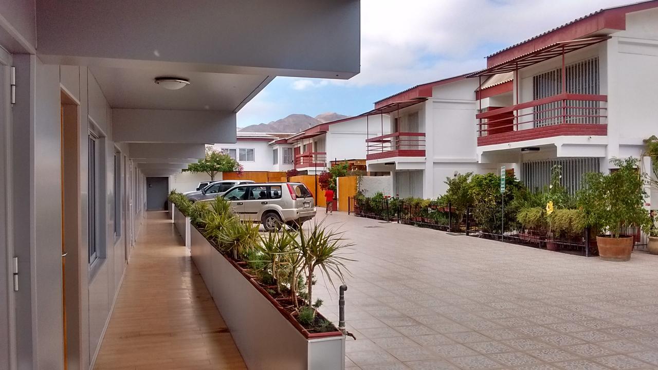 Vitrali Suite Copiapó Esterno foto